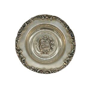 Vintage Platas del Pilar Peru .835 Silver Repousse Crest Trinket Nut Dish 3.5"